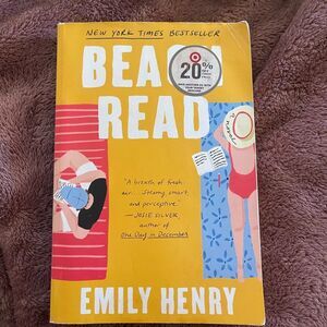 Beach read book ⛱️